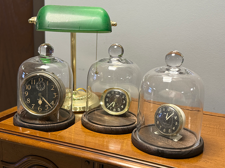 The Clocks of Radium Girls | BDACT
